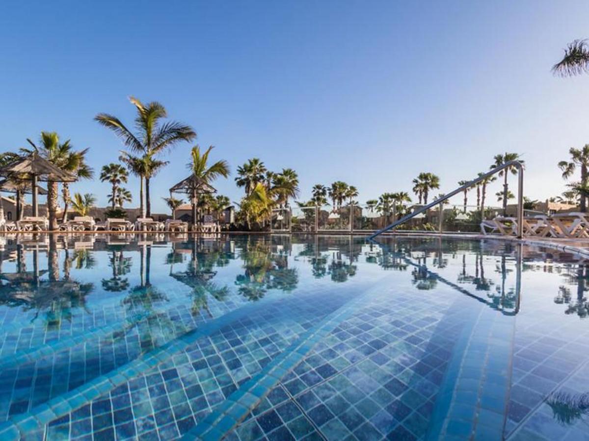 Family Apartment 1 Bedroom With Pool View 2 - Oasis Duna Resort Corralejo Exterior foto