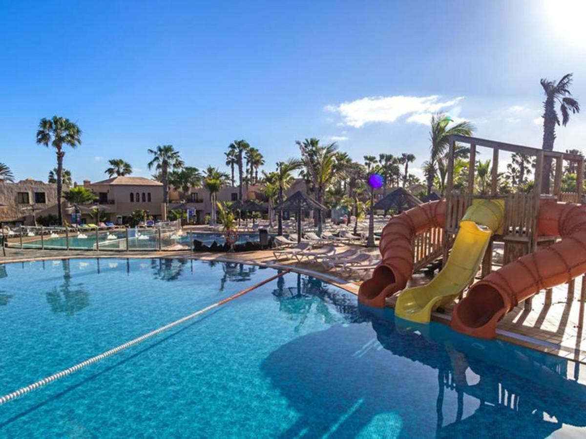 Family Apartment 1 Bedroom With Pool View 2 - Oasis Duna Resort Corralejo Exterior foto